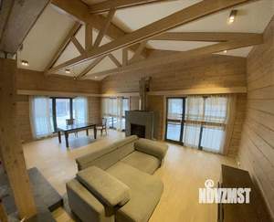 Дом 230м&sup2;, 2-этажный, участок 25 сот.  