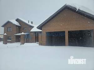 Коттедж 232м&sup2;, 2-этажный, участок 25 сот.  