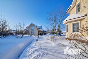 Дом 150м&sup2;, 2-этажный, участок 20 сот.  