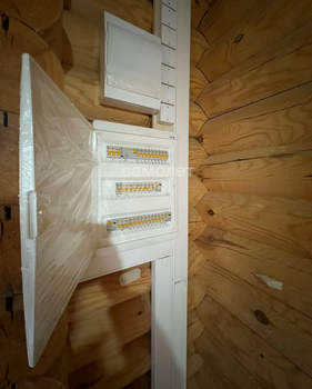 Дом 270м&sup2;, 2-этажный, участок 19 сот.  