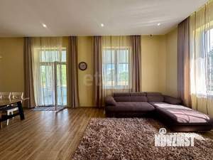 Дом 300м&sup2;, 2-этажный, участок 100 сот.  