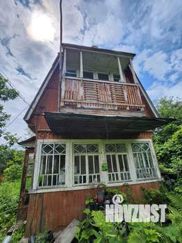 Дом 32м&sup2;, 2-этажный, участок 8 сот.  