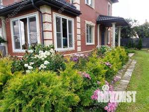 Коттедж 320м², 3-этажный, участок 22 сот.  