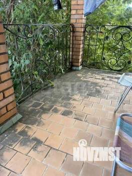 Дом 302м², 3-этажный, участок 42 сот.  