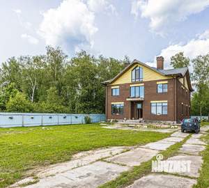 Дом 495м&sup2;, 3-этажный, участок 23 сот.  