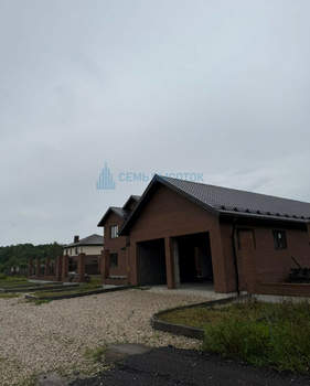 Дом 232м&sup2;, 2-этажный, участок 25 сот.  