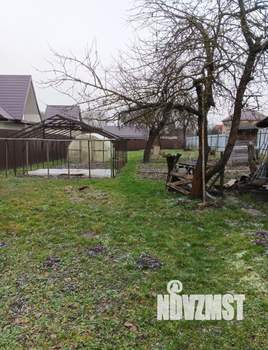 Дом 20м&sup2;, 2-этажный, участок 10 сот.  