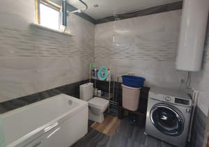 Дом 302м², 2-этажный, участок 11 сот.  