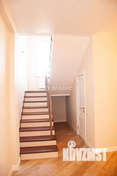 Дом 230м&sup2;, 2-этажный, участок 15 сот.  