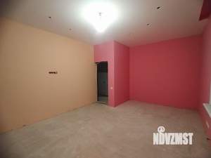 Дом 250м², 2-этажный, участок 9 сот.  