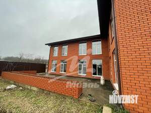 Коттедж 364м&sup2;, 2-этажный, участок 10 сот.  