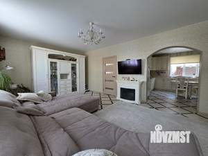 Дом 240м&sup2;, 2-этажный, участок 17 сот.  