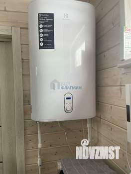 Дом 61м&sup2;, 2-этажный, участок 10 сот.  