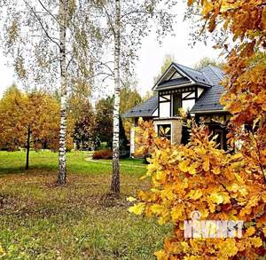 Дом 270м&sup2;, 2-этажный, участок 4 сот.  