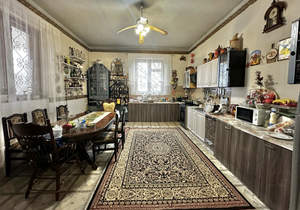 Дом 591м², 2-этажный, участок 16 сот.  