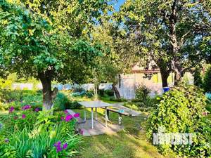 Дом 63м&sup2;, 2-этажный, участок 30 сот.  