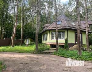 Дом 257м², 2-этажный, участок 15 сот.  