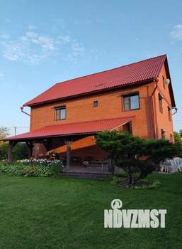 Коттедж 400м², 2-этажный, участок 20 сот.  