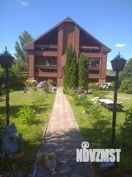 Дом 239м&sup2;, 2-этажный, участок 13 сот.  