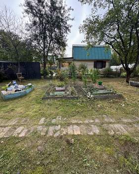 Дом 25м², 2-этажный, участок 6 сот.  