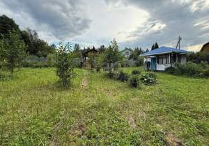 Дом 20м&sup2;, 2-этажный, участок 8 сот.  