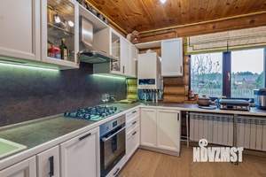 Дом 177м&sup2;, 2-этажный, участок 14 сот.  