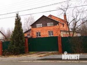 Дом 139м&sup2;, 2-этажный, участок 15 сот.  