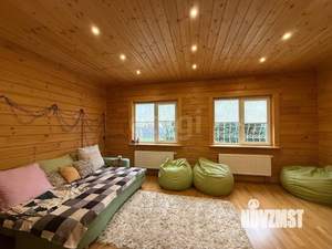 Дом 217м&sup2;, 2-этажный, участок 33 сот.  