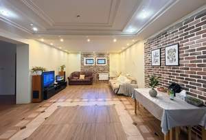 Дом 320м&sup2;, 3-этажный, участок 18 сот.  