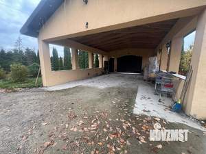 Коттедж 305м&sup2;, 2-этажный, участок 22 сот.  