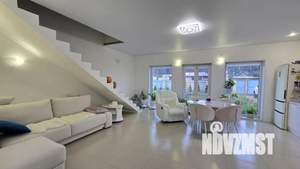 Дом 260м&sup2;, 2-этажный, участок 24 сот.  