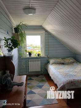 Дом 100м&sup2;, 2-этажный, участок 9 сот.  