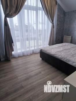 Коттедж 186м&sup2;, 2-этажный, участок 8 сот.  