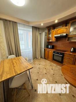 1-к квартира, посуточно, 55м2, 11/16 этаж