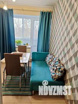 1-к квартира, посуточно, 39м2, 3/3 этаж