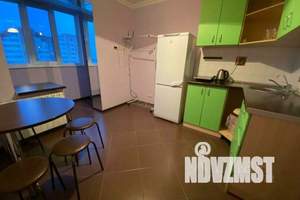 1-к квартира, посуточно, 36м2, 13/16 этаж