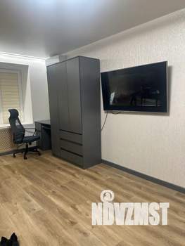 Студия квартира, посуточно, 32м2, 1/9 этаж