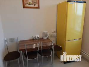 1-к квартира, посуточно, 32м2, 4/5 этаж