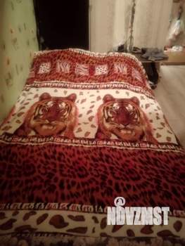 Студия квартира, посуточно, 38м2, 1/4 этаж