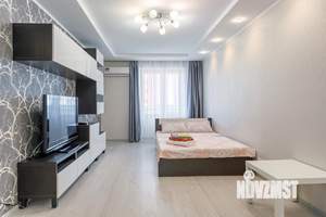 1-к квартира, посуточно, 43м2, 1/1 этаж