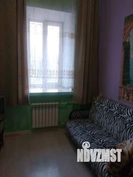 Студия квартира, посуточно, 38м2, 1/4 этаж