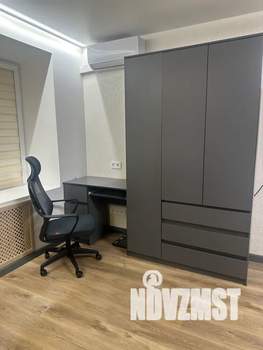 Студия квартира, посуточно, 32м2, 1/9 этаж