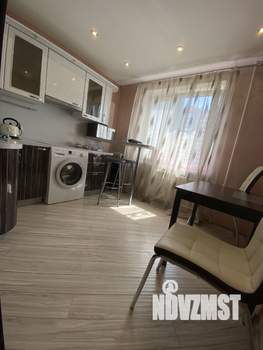 1-к квартира, посуточно, 40м2, 7/16 этаж