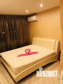 1-к квартира, посуточно, 40м2, 7/16 этаж