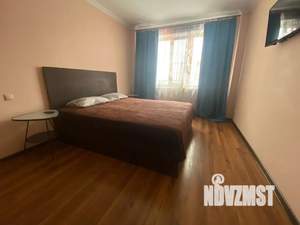 1-к квартира, посуточно, 36м2, 13/16 этаж