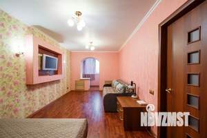 1-к квартира, посуточно, 37м2, 1/1 этаж