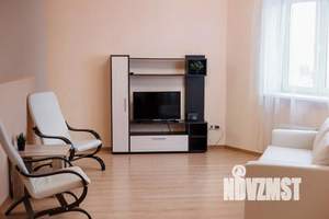 1-к квартира, посуточно, 46м2, 1/1 этаж