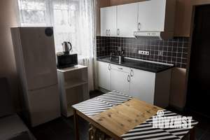 1-к квартира, посуточно, 50м2, 1/1 этаж