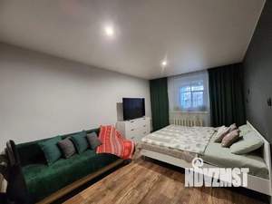 1-к квартира, посуточно, 35м2, 2/9 этаж