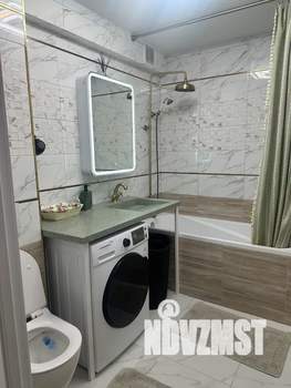 Студия квартира, посуточно, 32м2, 1/9 этаж